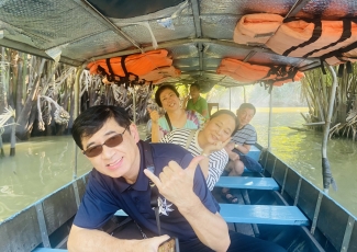 Luxury Group Tour Mekong Delta Cai Rang Floating Market